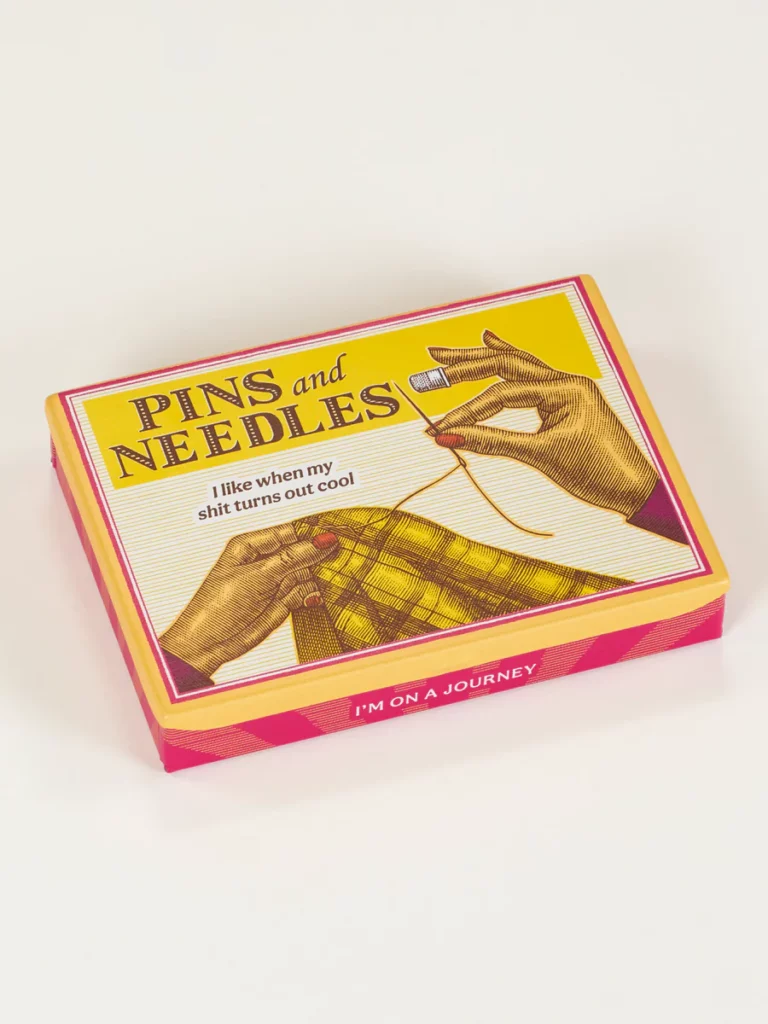 Pocket Box - Pins and needles